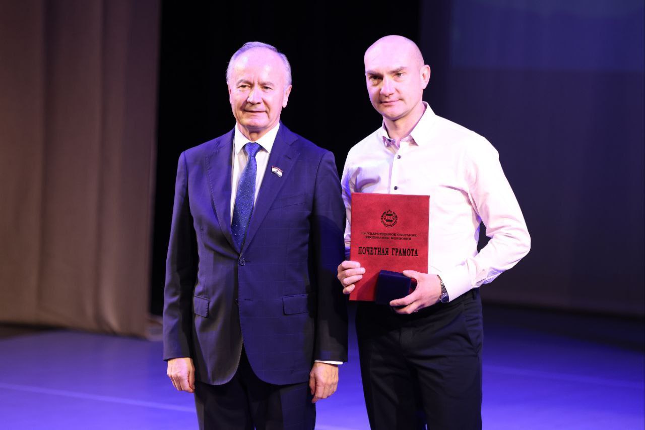 Активистам профсоюзного движения вручены награды Госсобрания Мордовии Активистам профсоюзного движения вручены награды Госсобрания Мордовии