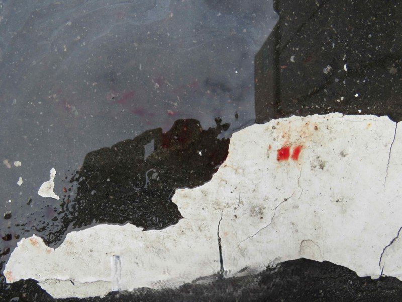 Житель Саранска во время конфликта нанес незнакомому молодому человеку разбитым горлышком от стеклянной бутылки два удара по лицу