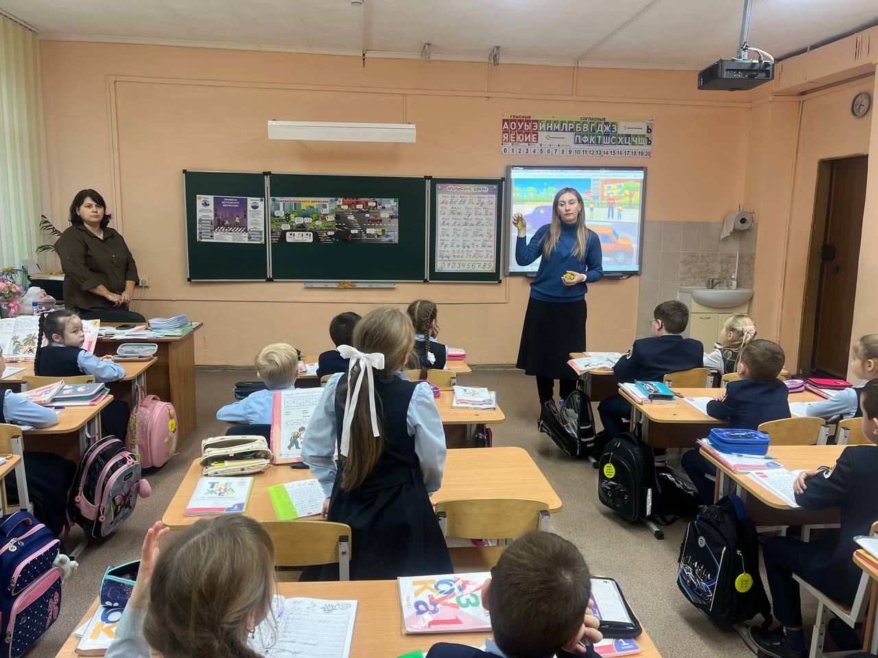 Акция «Засветись!» прошла в МОУ «СОШ №41» Акция «Засветись!» прошла в МОУ «СОШ №41»