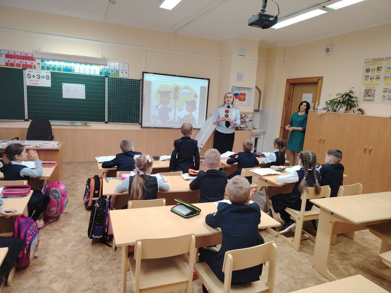 Акция «Засветись!» прошла в МОУ «СОШ №41» Акция «Засветись!» прошла в МОУ «СОШ №41»