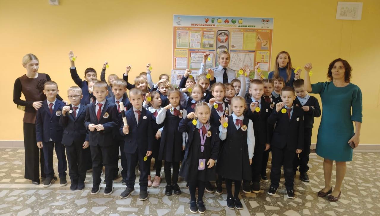 Акция «Засветись!» прошла в МОУ «СОШ №41» Акция «Засветись!» прошла в МОУ «СОШ №41»