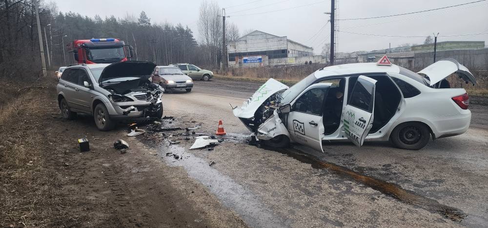 Информация о дорожно-транспортных происшествиях и нарушениях ПДД РФ за 8 декабря 2025 года