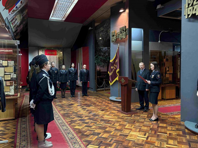 В МВД по Республике Мордовия состоялось торжественное мероприятие «Герои Отечества: связь времен и поколений» В МВД по Республике Мордовия состоялось торжественное мероприятие «Герои Отечества: связь времен и поколений»