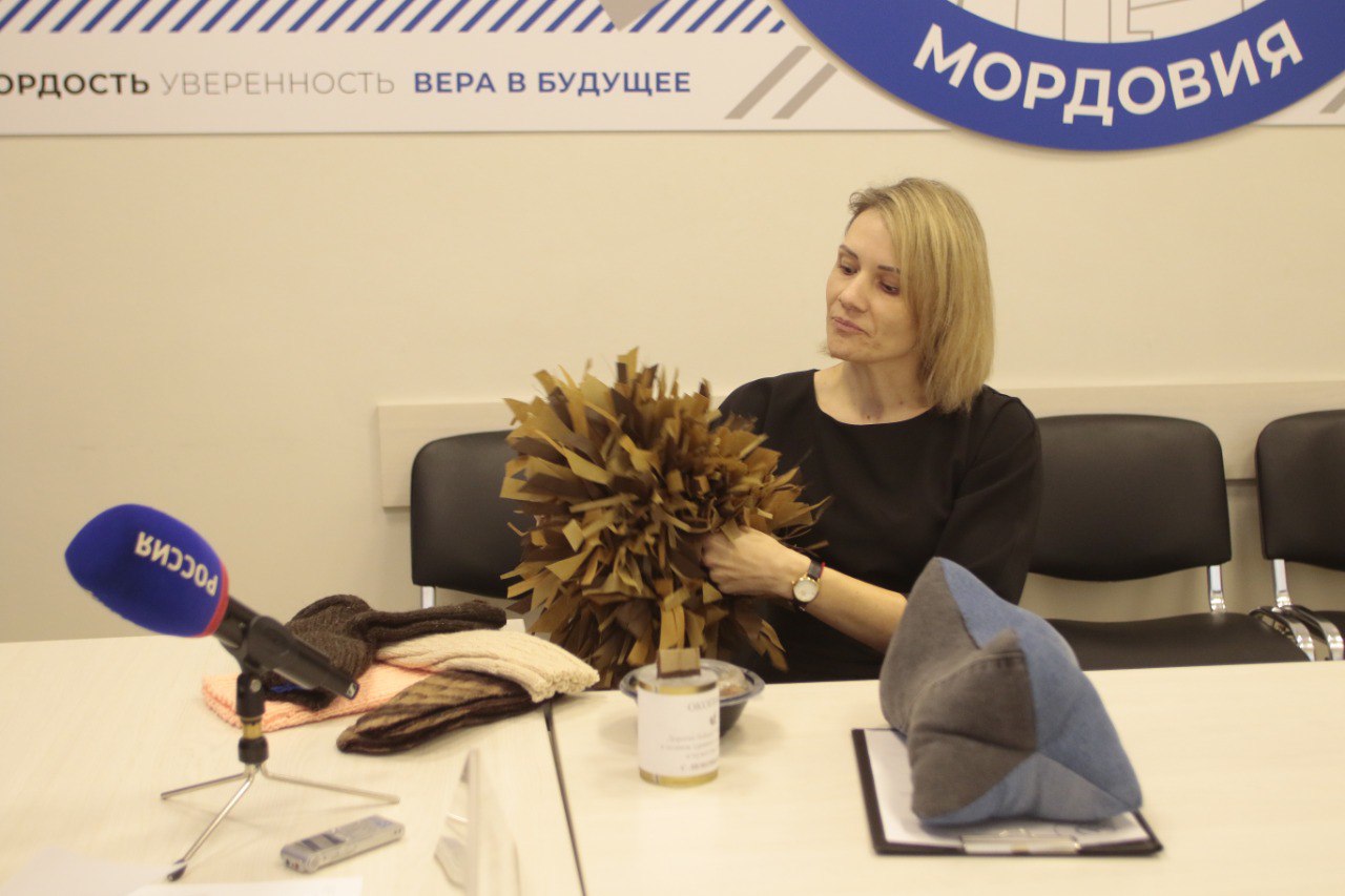 Председатель Госсобрания Владимир Чибиркин провёл приём граждан в рамках декады, посвящённой 24-летию «Единой России» Председатель Госсобрания Владимир Чибиркин провёл приём граждан в рамках декады, посвящённой 24-летию «Единой России»