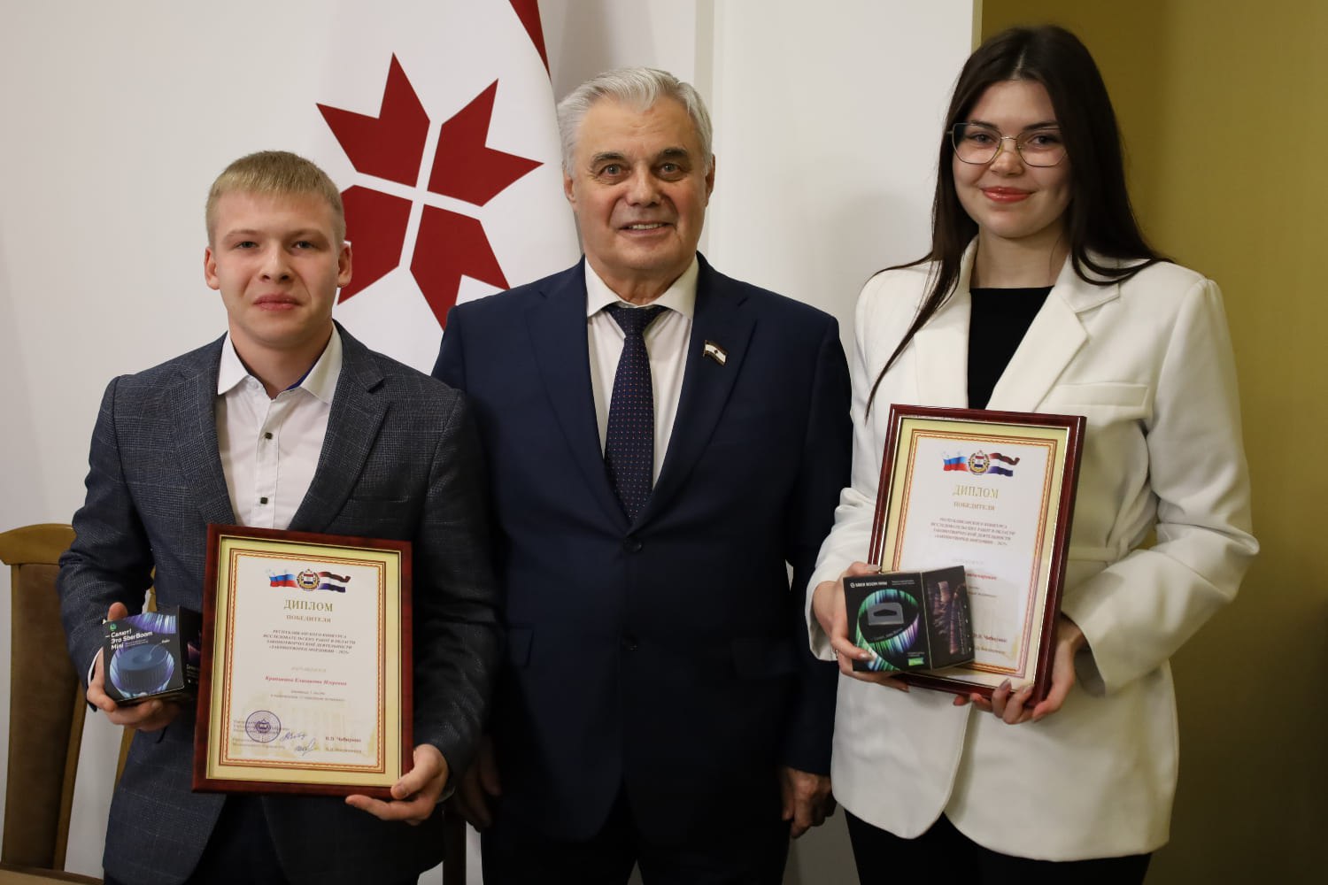 Вручены награды Республиканского конкурса «Законотворец Мордовии» Вручены награды Республиканского конкурса «Законотворец Мордовии»