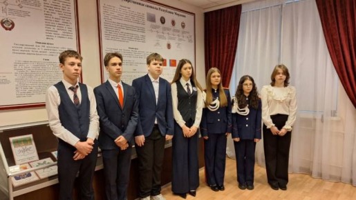 Паспорта юным жителям Мордовии вручили в День Конституции