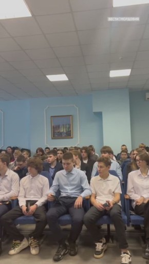 Активисты Молодой Гвардии также не остались в стороне в День Конституции