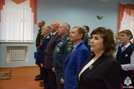 Ученики Инсарской школы №2 пополнили ряды кадетов МЧС!