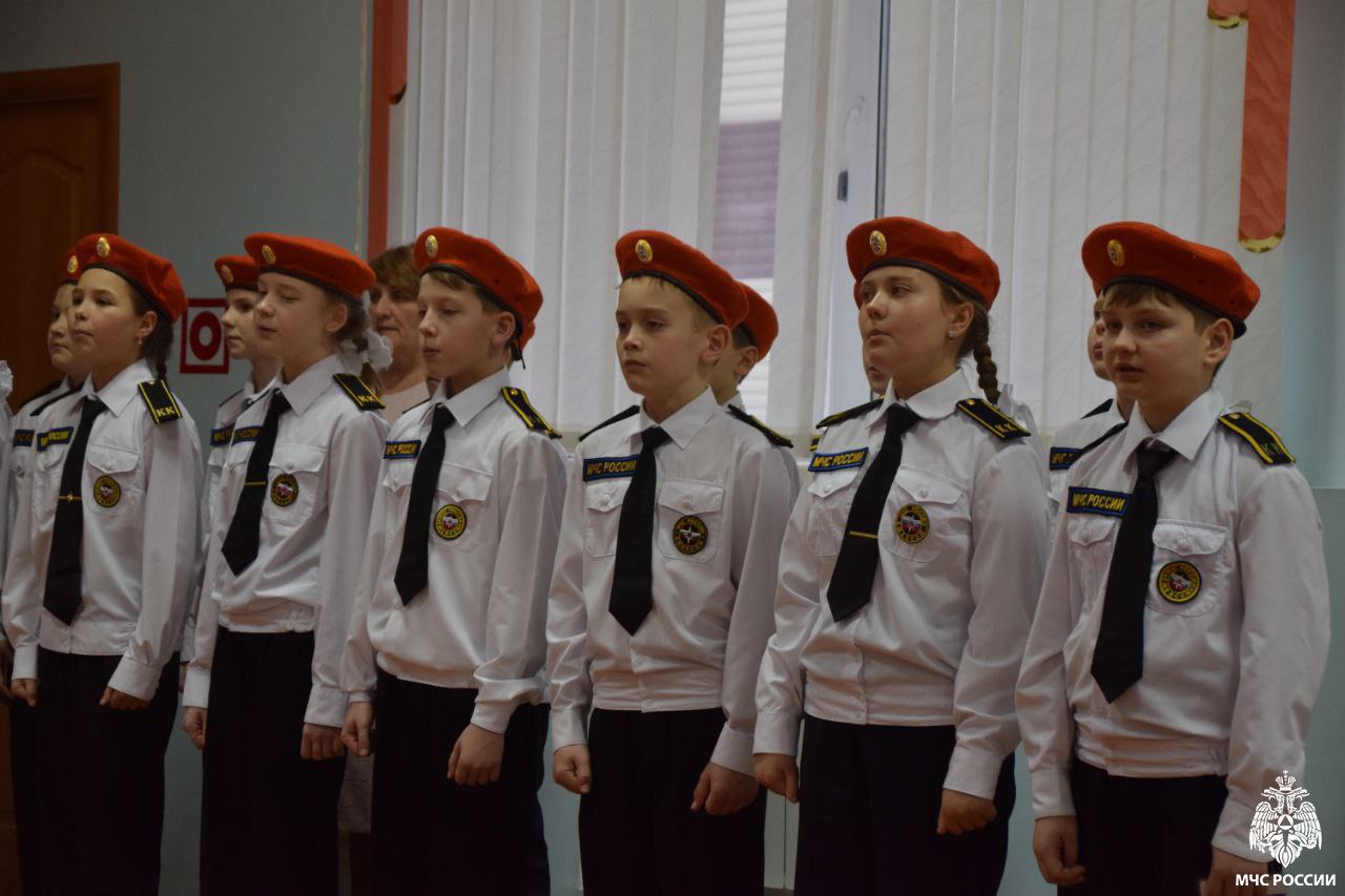 Ученики Инсарской школы №2 пополнили ряды кадетов МЧС! Ученики Инсарской школы №2 пополнили ряды кадетов МЧС!