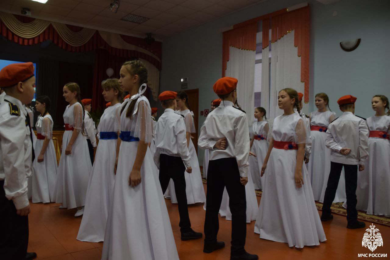 Ученики Инсарской школы №2 пополнили ряды кадетов МЧС! Ученики Инсарской школы №2 пополнили ряды кадетов МЧС!