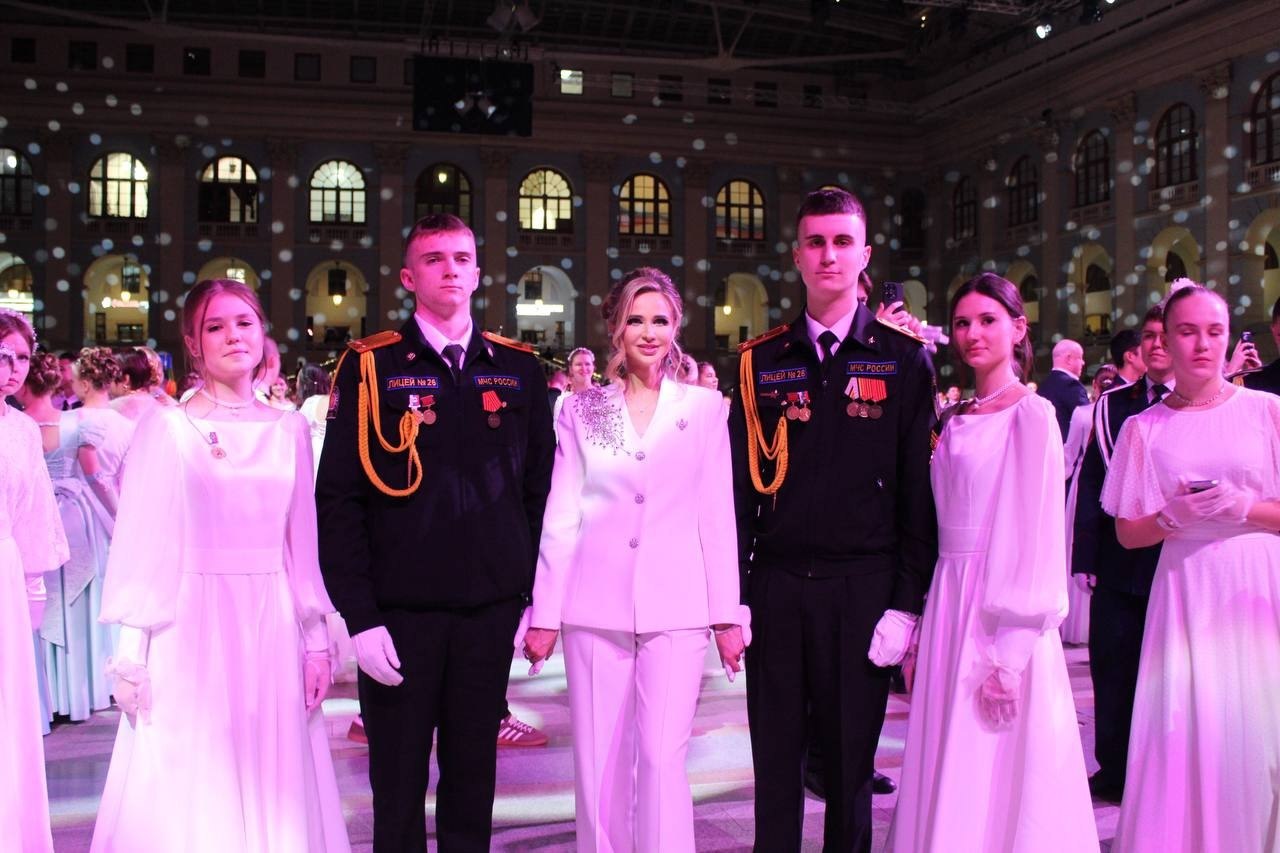 Наши кадеты, ученики лицея №26 и школы №30 города Саранска — участники главного кадетского бала страны! Наши кадеты, ученики лицея №26 и школы №30 города Саранска — участники главного кадетского бала страны!