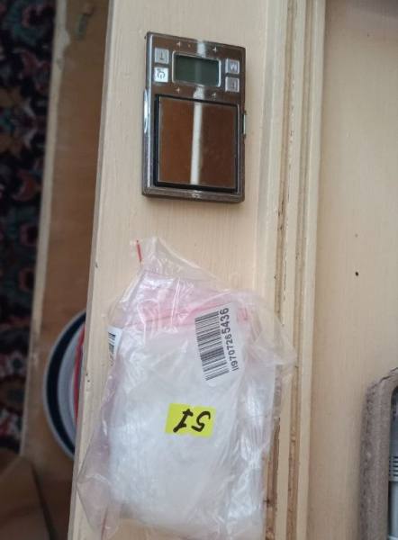 Завершено расследование уголовного дела в отношении местного жителя, обвиняемого в незаконном хранении гашиша Завершено расследование уголовного дела в отношении местного жителя, обвиняемого в незаконном хранении гашиша