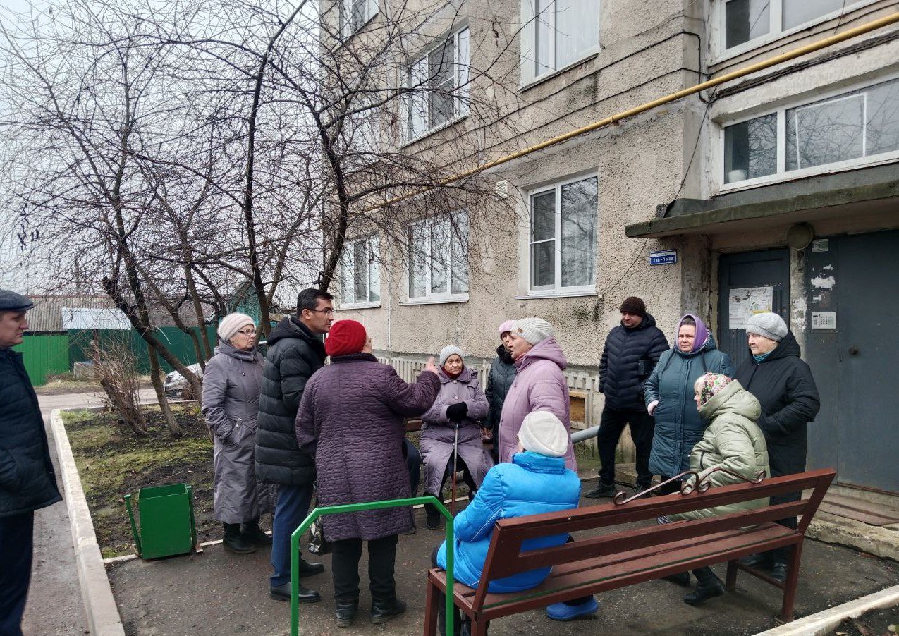 Министр энергетики и ЖКХ Республики Мордовия Асиф Алекберов проводит встречи с жителями для обсуждения важных вопросов и поиска решений Министр энергетики и ЖКХ Республики Мордовия Асиф Алекберов проводит встречи с жителями для обсуждения важных вопросов и поиска решений