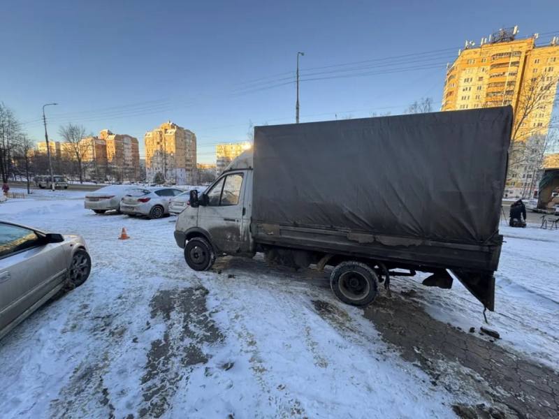 Информация о дорожно-транспортных происшествиях и нарушениях ПДД РФ за 15 декабря 2025 года Информация о дорожно-транспортных происшествиях и нарушениях ПДД РФ за 15 декабря 2025 года