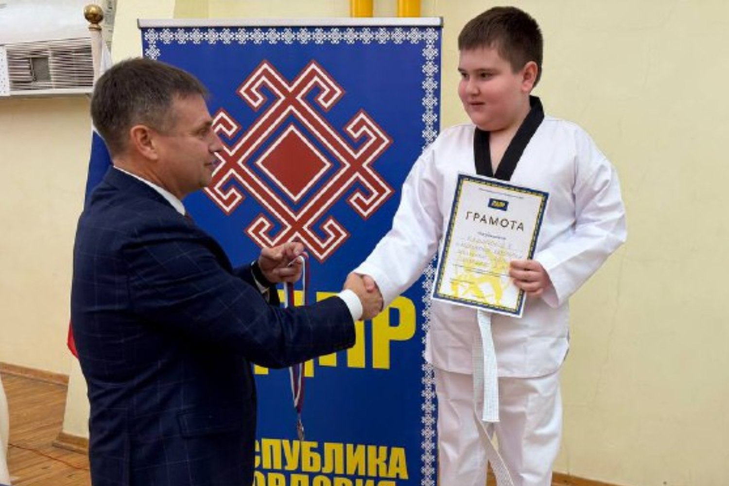 Заместитель Председателя Госсобрания Мордовии Евгений Тюрин оказал содействие в проведении турнира по тхэквондо Заместитель Председателя Госсобрания Мордовии Евгений Тюрин оказал содействие в проведении турнира по тхэквондо