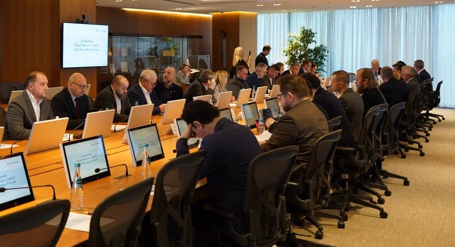 Рифат Сабитов: «Переход в кратчайшие сроки на отечественные программные продукты – наша победа» Рифат Сабитов: «Переход в кратчайшие сроки на отечественные программные продукты – наша победа»