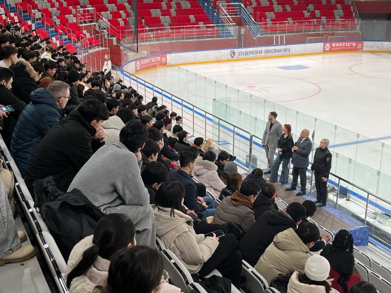 Сотрудники УВМ провели рабочую встречу с иностранными студентами по соблюдению требований миграционного законодательства Российской Федерации Сотрудники УВМ провели рабочую встречу с иностранными студентами по соблюдению требований миграционного законодательства Российской Федерации