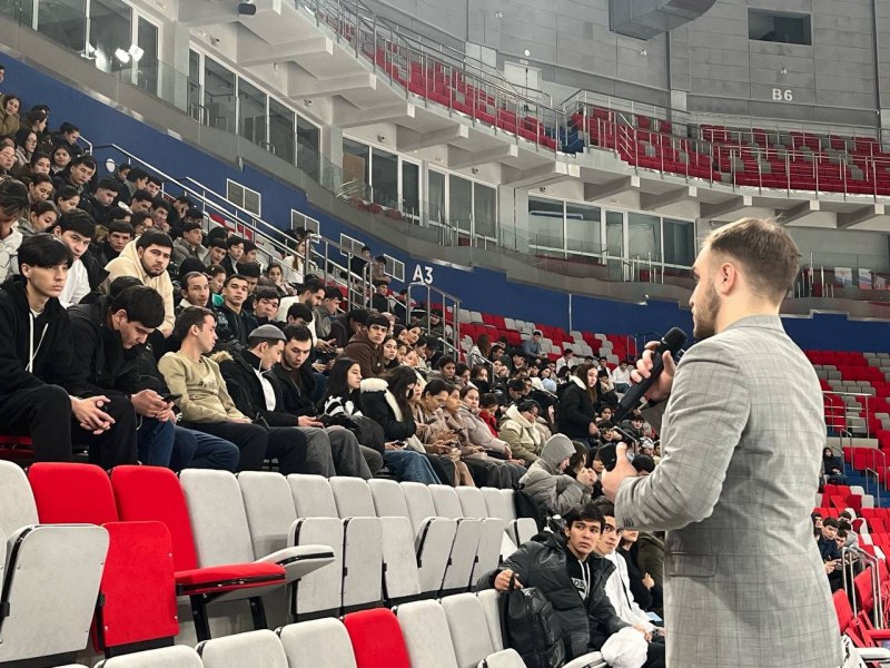 Сотрудники УВМ провели рабочую встречу с иностранными студентами по соблюдению требований миграционного законодательства Российской Федерации