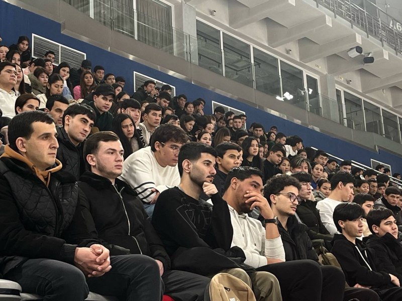 Сотрудники УВМ провели рабочую встречу с иностранными студентами по соблюдению требований миграционного законодательства Российской Федерации Сотрудники УВМ провели рабочую встречу с иностранными студентами по соблюдению требований миграционного законодательства Российской Федерации