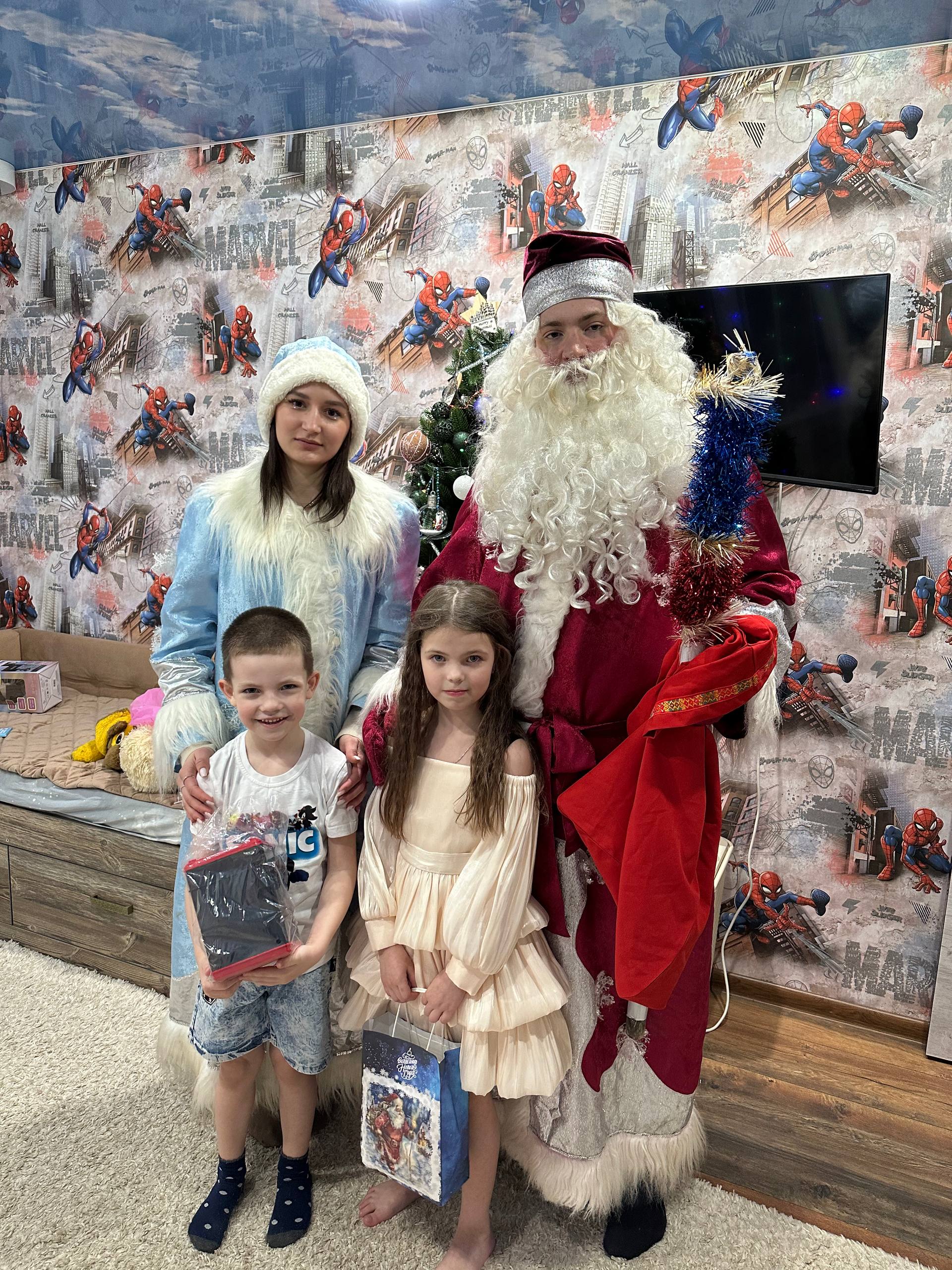 В Мордовии Патрульный Дед Мороз поздравляет с Новым Годом юных участников дорожного движения В Мордовии Патрульный Дед Мороз поздравляет с Новым Годом юных участников дорожного движения