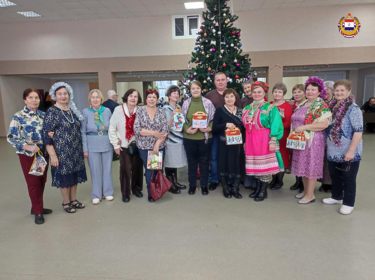 Ёлка для пенсионеров в Ковылкино: праздник, где возраст – не помеха радости Ёлка для пенсионеров в Ковылкино: праздник, где возраст – не помеха радости