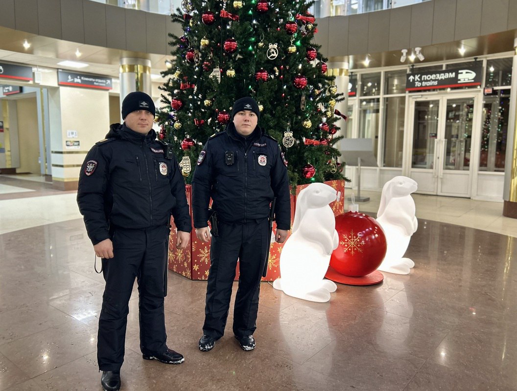 В Саранске транспортные полицейские оперативно нашли потерянный на вокзале телефон
