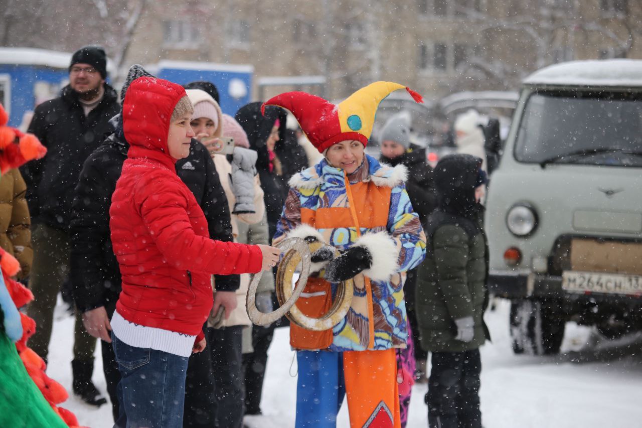 Зима в Саранске в этом году решила проверить на прочность всех любителей активного образа жизни — но не напугала, а только добавила азарта! День здоровья, прошедший в городе, стал настоящим праздником бодрости, несмотря на... Зима в Саранске в этом году решила проверить на прочность всех любителей активного образа жизни — но не напугала, а только добавила азарта! День здоровья, прошедший в городе, стал настоящим праздником бодрости, несмотря на...