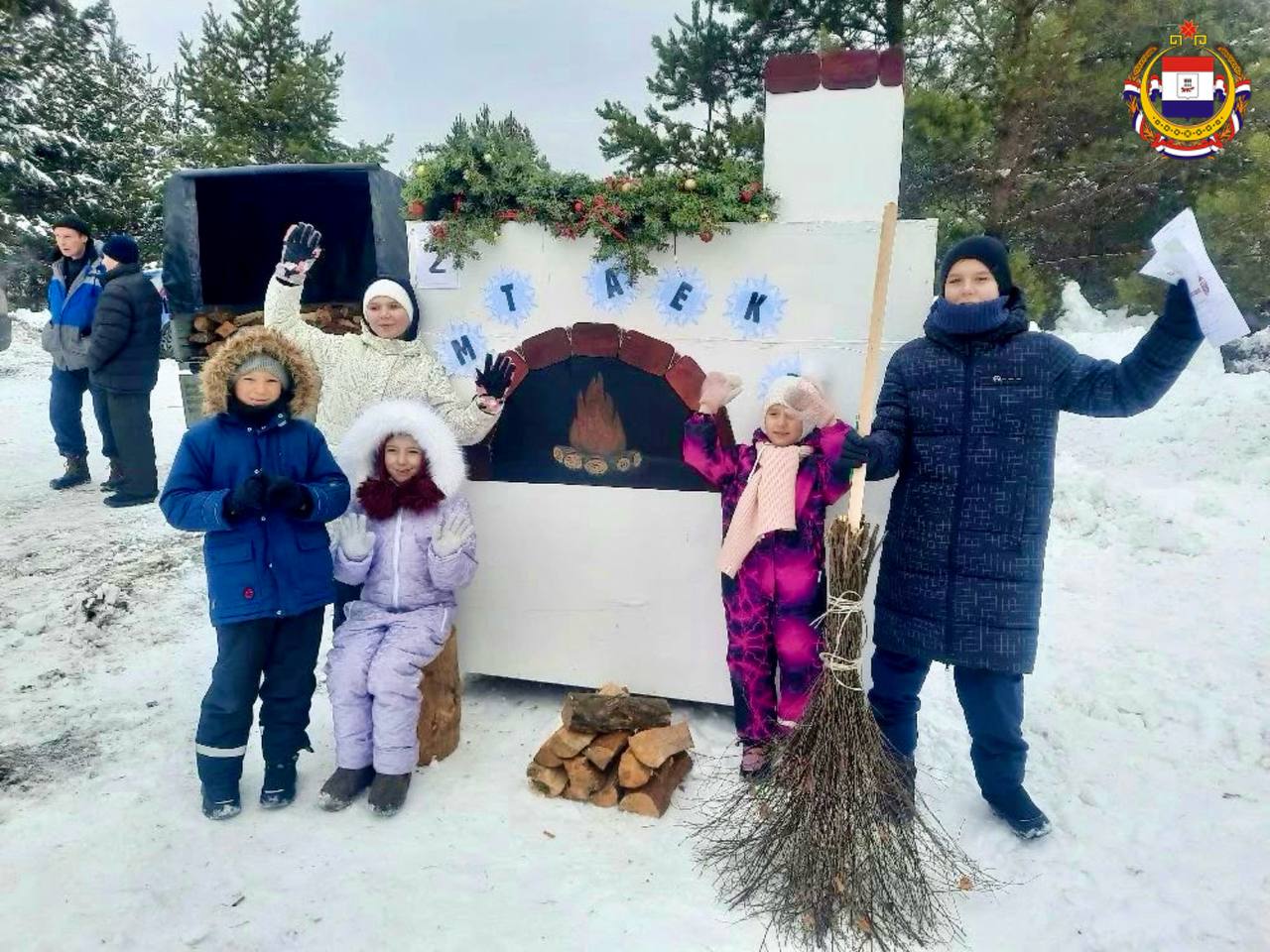 В национальном парке «Смольный» прошёл зимний сказочный фестиваль «Глухомань фест» В национальном парке «Смольный» прошёл зимний сказочный фестиваль «Глухомань фест»