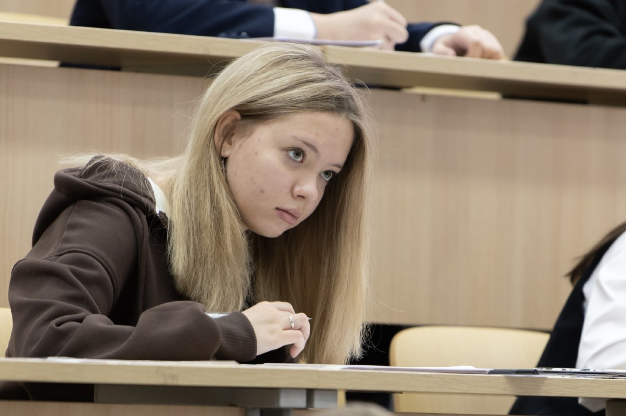 Не успели школьники Мордовии выйти после каникул на учебу, как тут же окунулись в интеллектуальные состязания Всероссийской предметной олимпиады