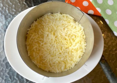 Новый поворот для классического салата: как удивить гостей на празднике