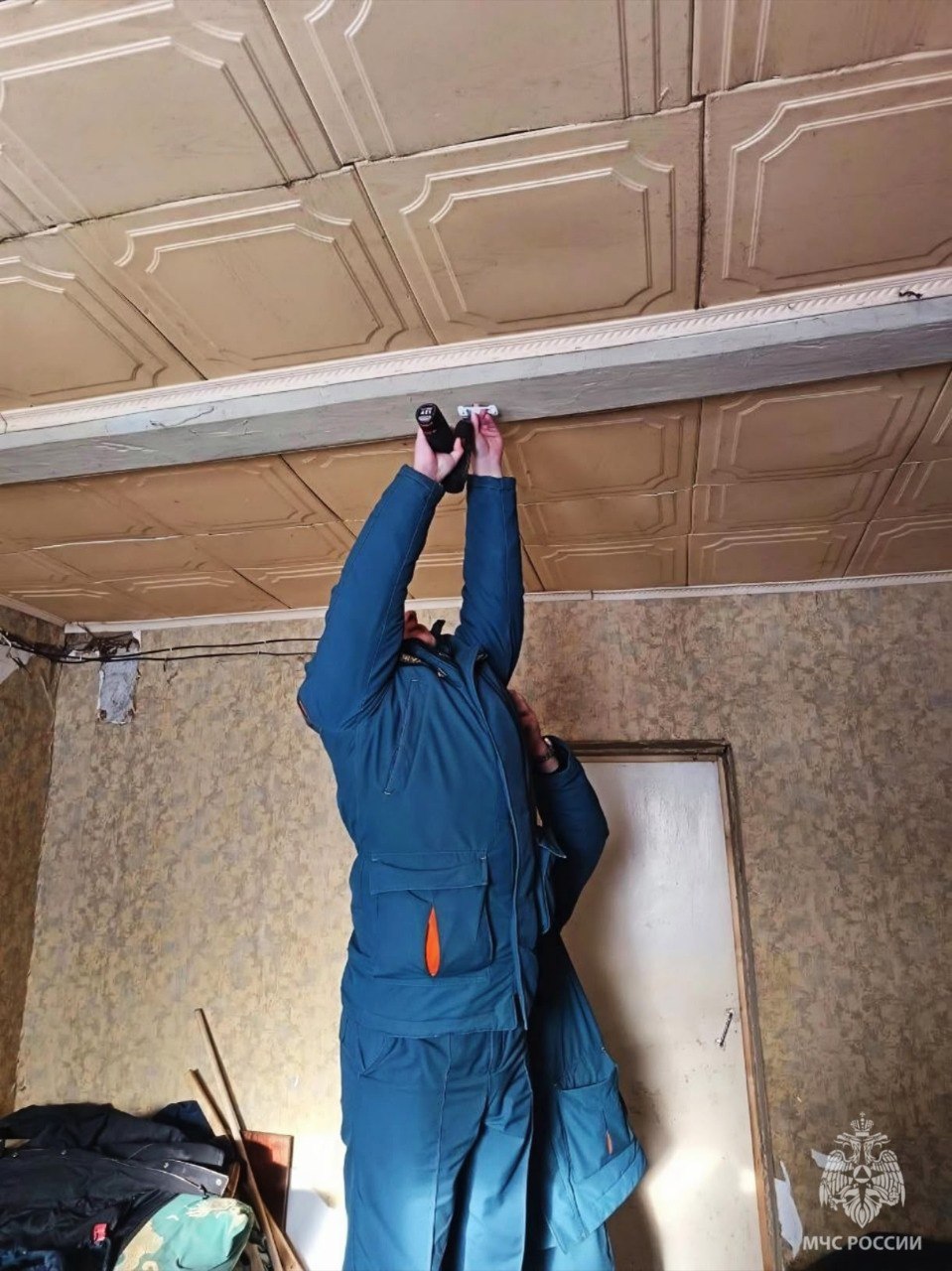 Безопасность как приоритет: установка пожарного извещателя в жилом секторе