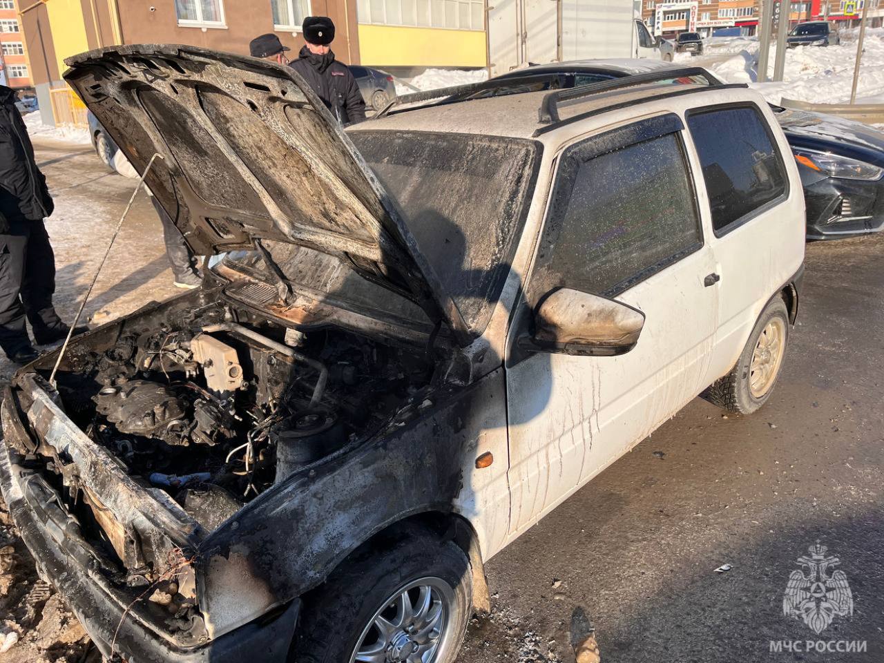 В Саранске во время движения загорелся автомобиль 2007 года выпуска