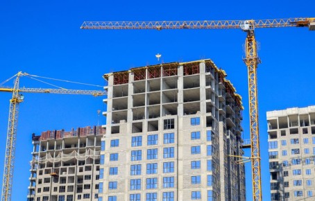 Штрафы за иностранные названия ЖК грозят застройщикам с марта 2026 года