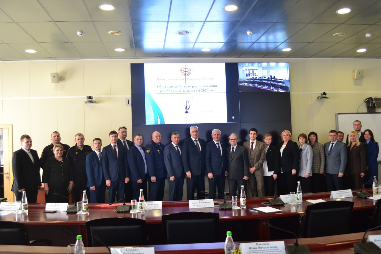 Прокурор отдела управления по надзору за исполнением федерального законодательства прокуратуры Республики Мордовия Юлия Панькова и ветеран прокуратуры республики - председатель Общественного совета при Минюсте РМ Павел... Прокурор отдела управления по надзору за исполнением федерального законодательства прокуратуры Республики Мордовия Юлия Панькова и ветеран прокуратуры республики - председатель Общественного совета при Минюсте РМ Павел...