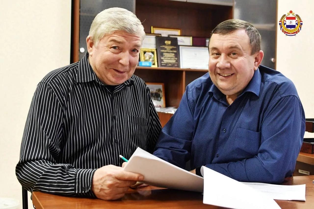 Два заслуженных ветврача России живут в Атяшевском районе