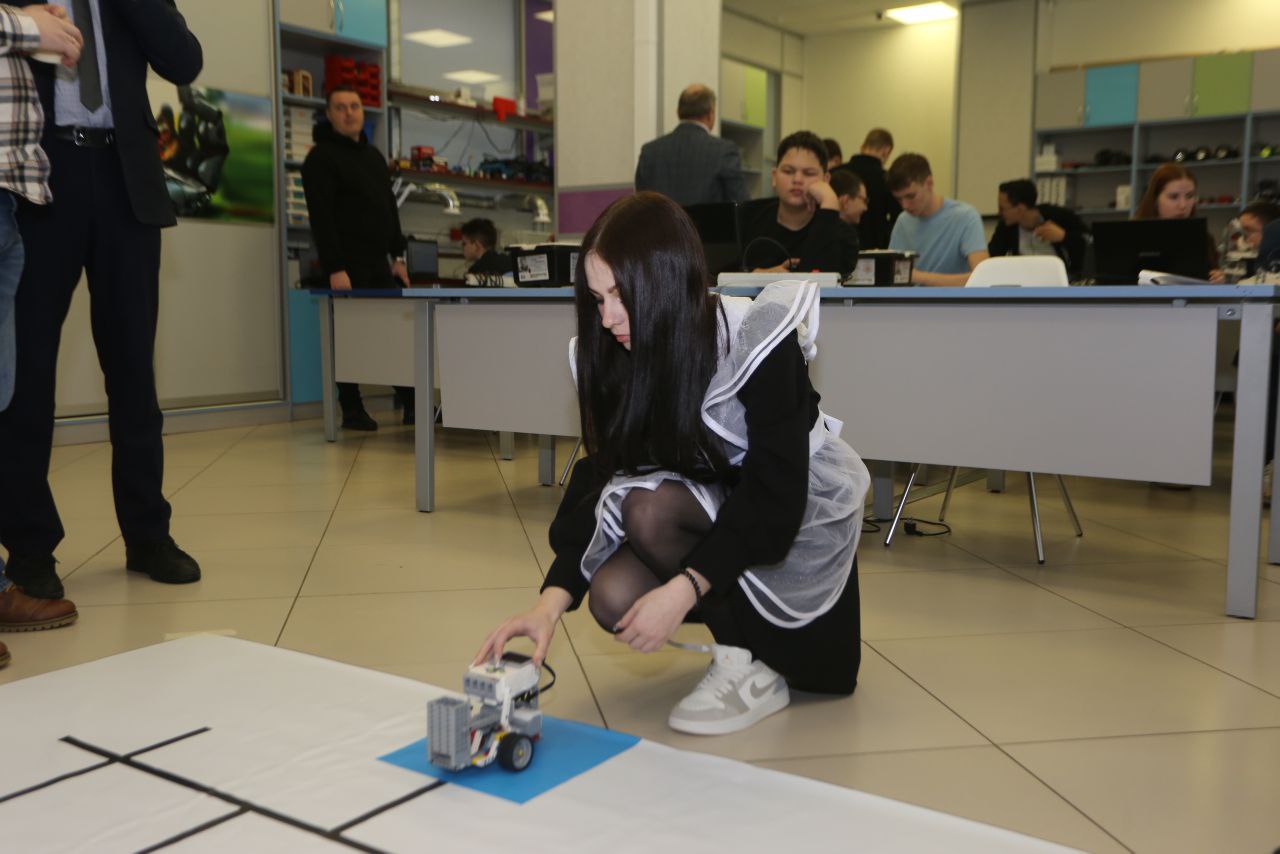 В Мордовии прошел региональный этап Интеллектуальной олимпиады ПФО среди школьников В Мордовии прошел региональный этап Интеллектуальной олимпиады ПФО среди школьников