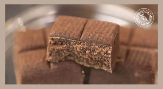 Что скрывается за гематогеном и стоит ли его есть после донации