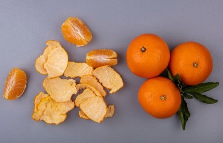 Не спешите выбрасывать кожуру мандаринов: 4 полезных применения на кухне