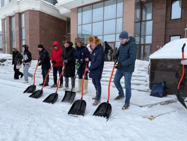 Узнаете всех на фотографии?