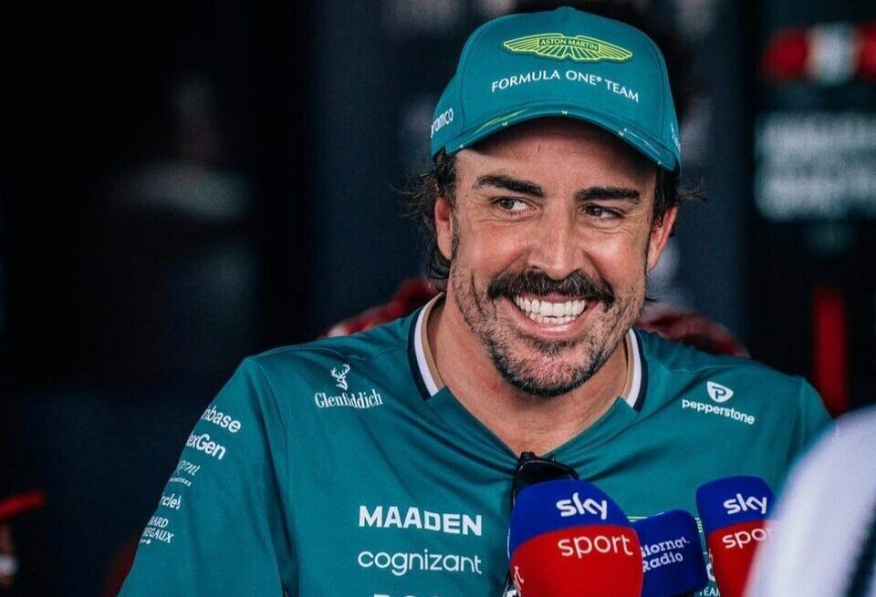 ������ � ��������� Aston Martin: ������� �� �������� � ������� �������