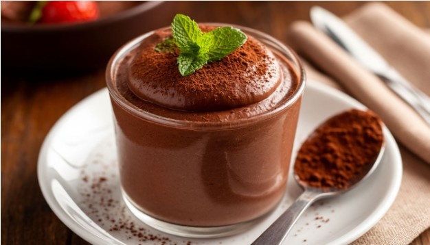 Летние наслаждения: клубнично-йогуртовый мусс, который обязательно стоит попробовать