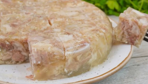 Как приготовить холодец без желатина: секреты кулинарного мастерства