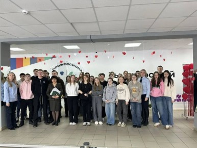 Сотрудники Госавтоинспекции провели профилактическую встречу со студентами техникума