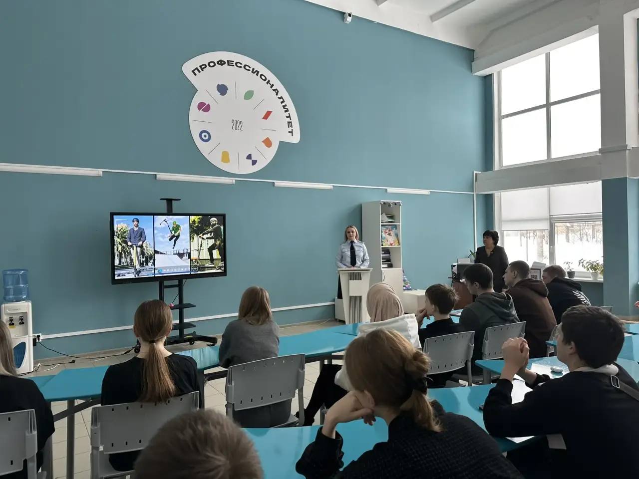 Сотрудники Госавтоинспекции провели профилактическую встречу со студентами техникума Сотрудники Госавтоинспекции провели профилактическую встречу со студентами техникума