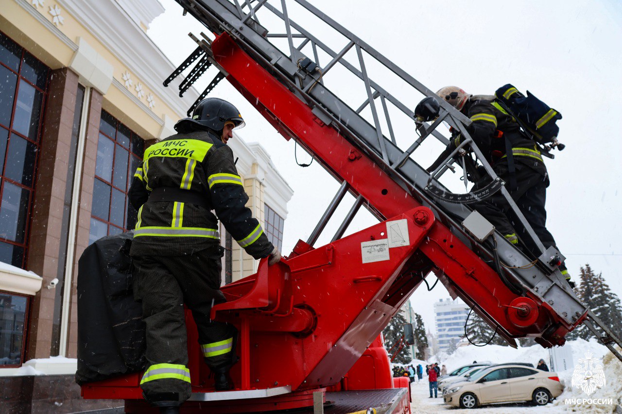 В здании Мордовской филармонии ликвидирован условный пожар В здании Мордовской филармонии ликвидирован условный пожар