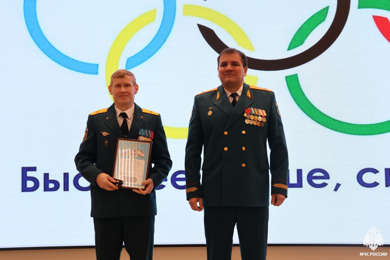 В преддверии Дня защитника Отечества в Главном управлении МЧС России по Республике Мордовия царила атмосфера праздника В преддверии Дня защитника Отечества в Главном управлении МЧС России по Республике Мордовия царила атмосфера праздника