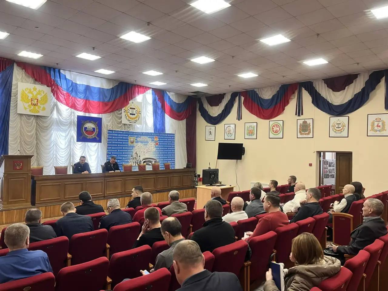 Сотрудники Управления Госавтоинспекции обсудили с представителями автошкол Мордовии программы профессионального обучения водителей транспортных средств Сотрудники Управления Госавтоинспекции обсудили с представителями автошкол Мордовии программы профессионального обучения водителей транспортных средств