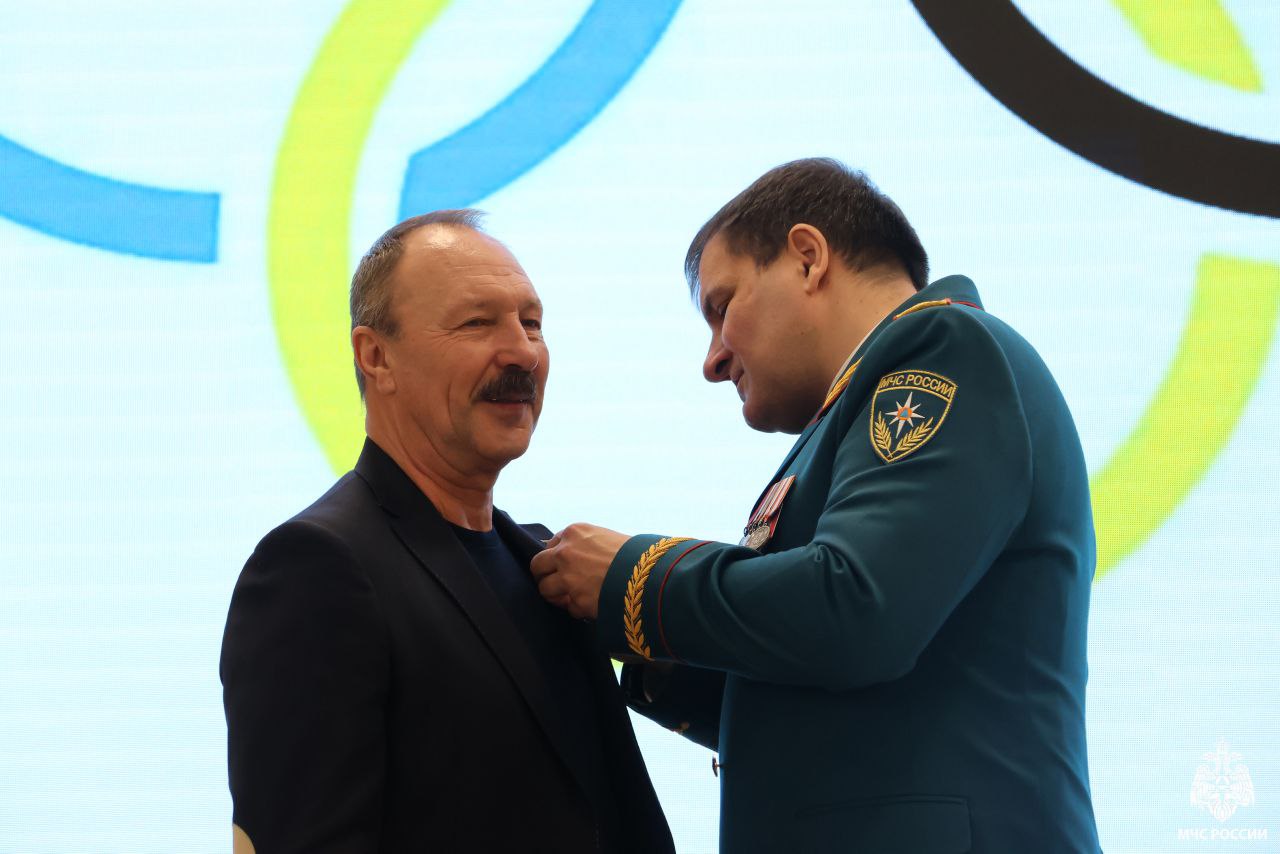 В преддверии Дня защитника Отечества в Главном управлении МЧС России по Республике Мордовия царила атмосфера праздника В преддверии Дня защитника Отечества в Главном управлении МЧС России по Республике Мордовия царила атмосфера праздника