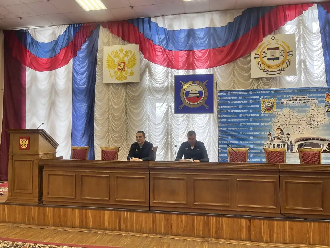 Сотрудники Управления Госавтоинспекции обсудили с представителями автошкол Мордовии программы профессионального обучения водителей транспортных средств