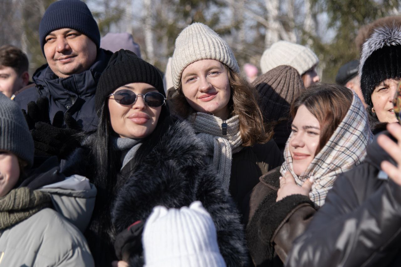 Саранск попрощался с зимой!!! В Пушкинском парке традиционно прошли народные гуляния! Саранск попрощался с зимой!!! В Пушкинском парке традиционно прошли народные гуляния!